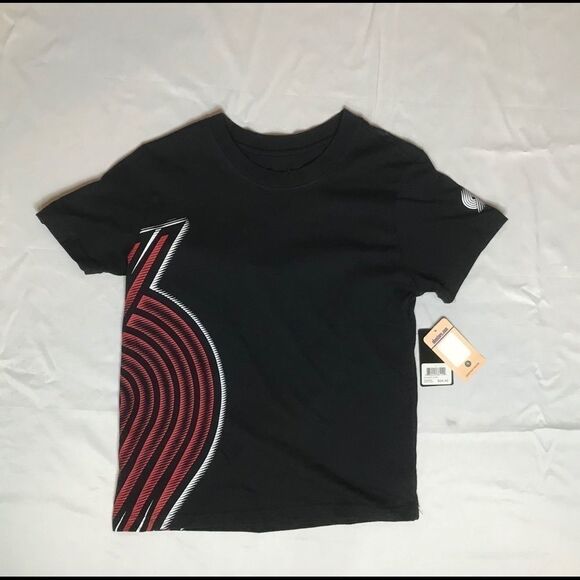 NBA Trailblazers Unk Officially Licensed T-Shirt Youth size Large - Picture 1 of 5